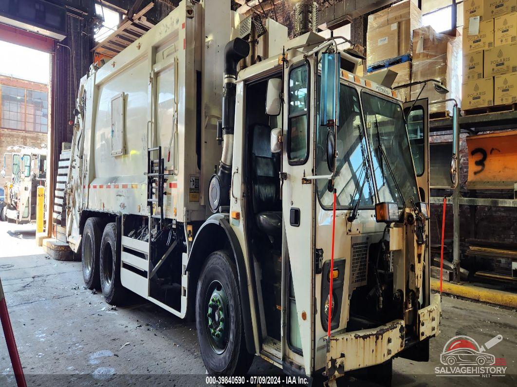 1M2AU02C8FM009378 2015 MACK 600 photo no. 3