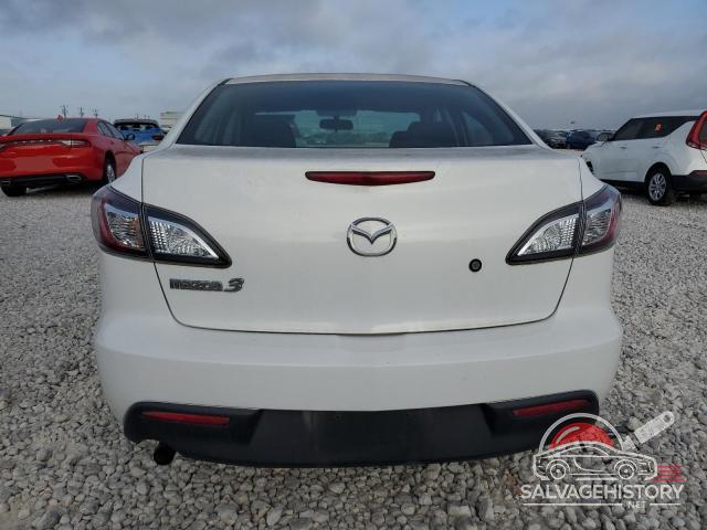 JM1BL1UFXB1472580 2011 MAZDA 3 photo no. 6
