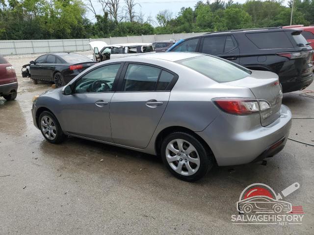 JM1BL1UG2B1378590 2011 MAZDA 3 photo no. 2