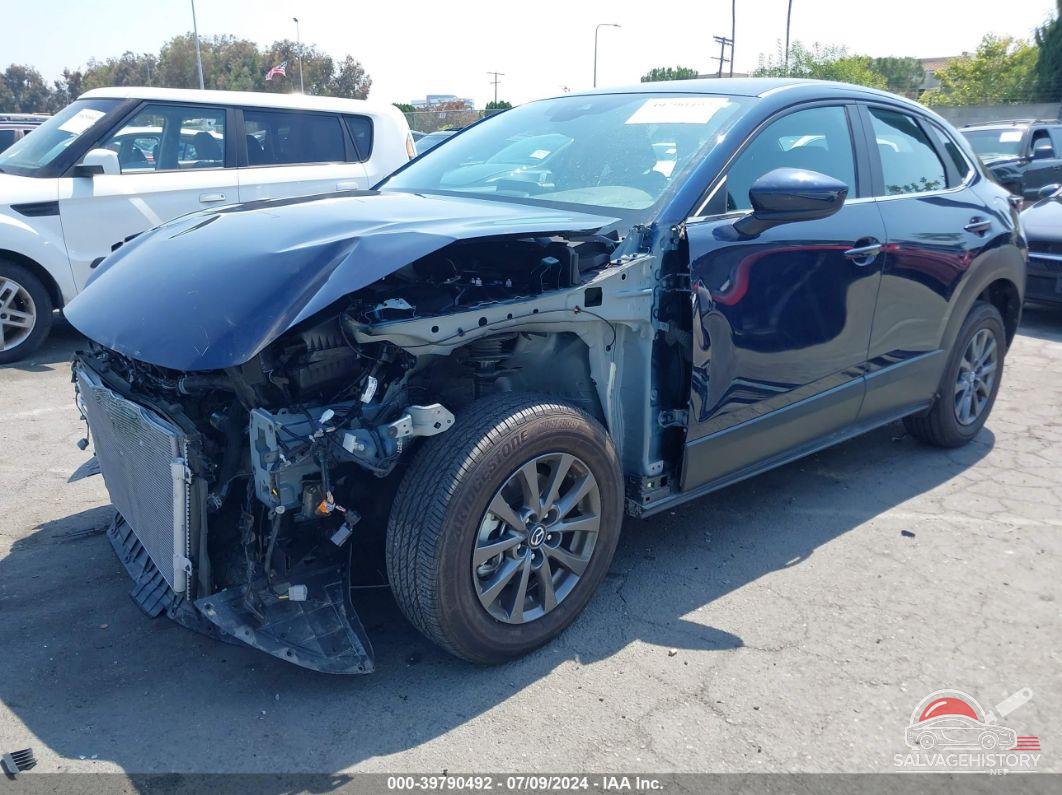 3MVDMBAM0PM512642 2023 MAZDA CX-30 photo no. 2