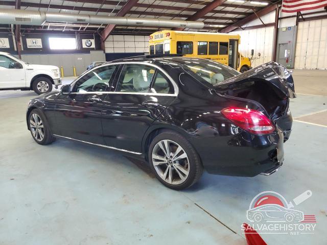 55SWF4KB3JU270257 2018 MERCEDES-BENZ C-CLASS photo no. 2