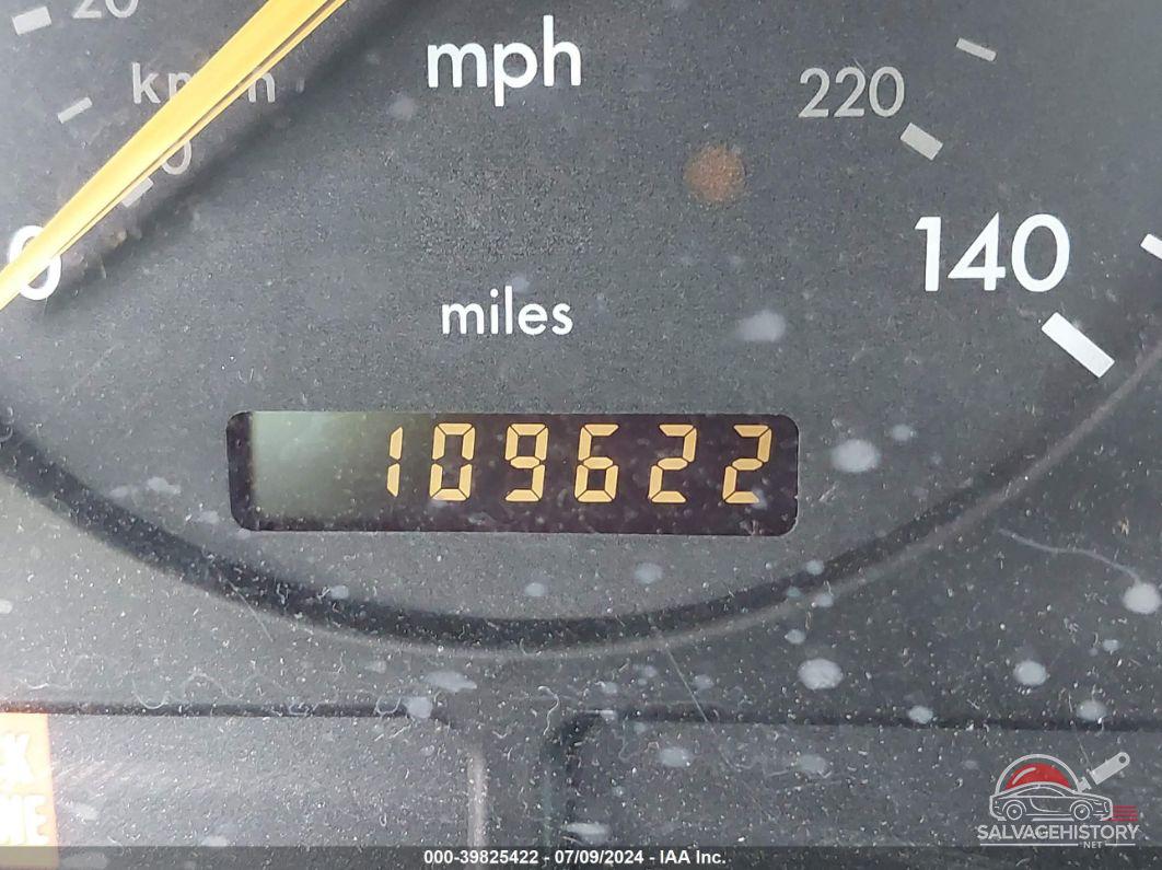 4JGAB54E11A238190 2001 MERCEDES-BENZ ML 320 photo no. 7