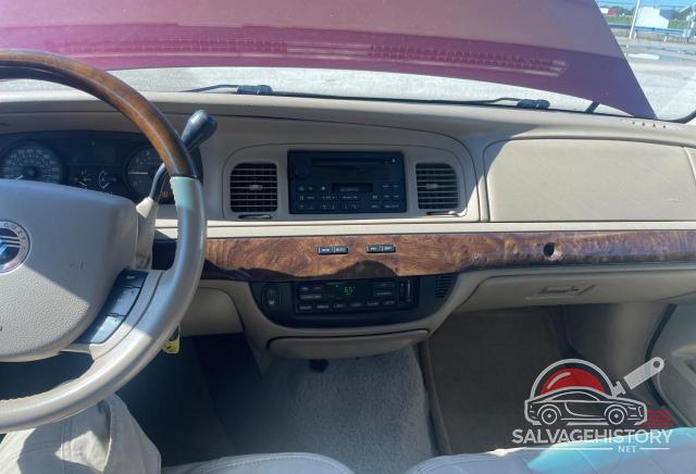 2MEBM7FV6AX631832 2010 MERCURY GRMARQUIS photo no. 9