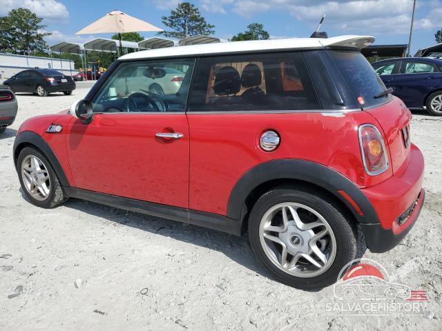 WMWMF7C5XATZ71925 2010 MINI COOPER photo no. 2