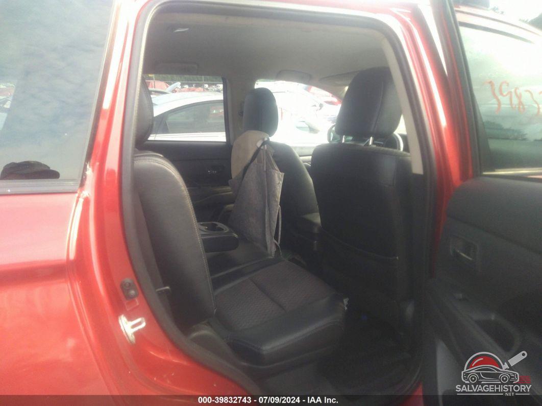 JA4AZ3A35FZ005147 2015 MITSUBISHI OUTLANDER photo no. 8