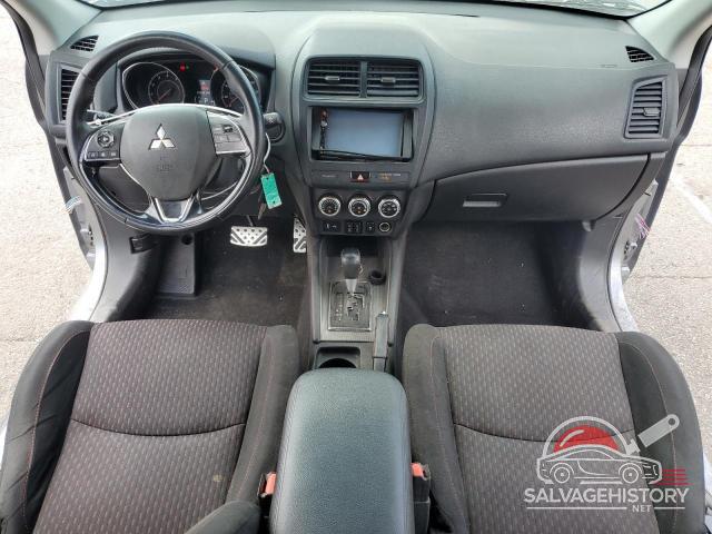 JA4AR3AU3JU003881 2018 MITSUBISHI OUTLANDER photo no. 8