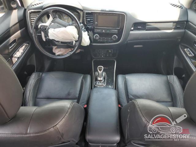 JA4J24A57JZ031267 2018 MITSUBISHI OUTLANDER photo no. 8