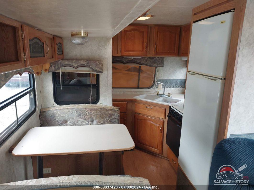 4YDT3252522076747 2002 MOUNTAIN AIRE 32' photo no. 5