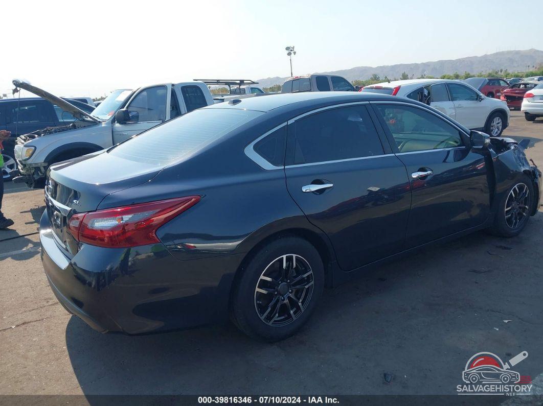 1N4AL3AP1JC205812 2018 NISSAN ALTIMA photo no. 4