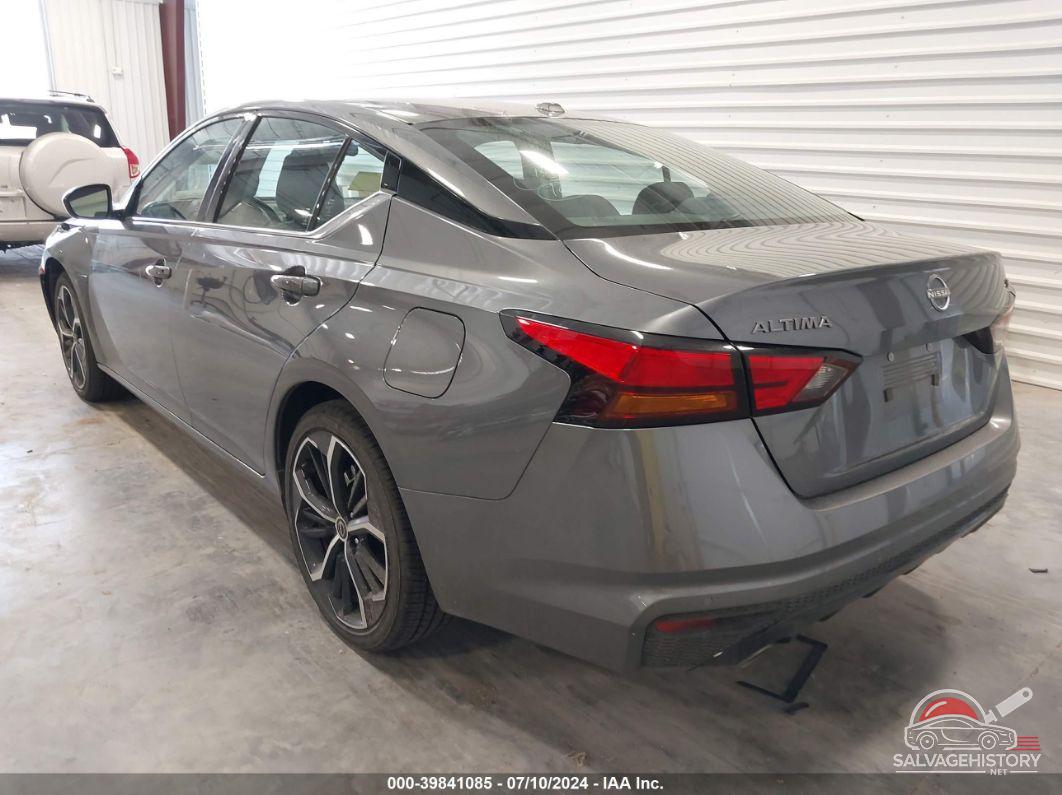 1N4BL4CV1RN358809 2024 NISSAN ALTIMA photo no. 3