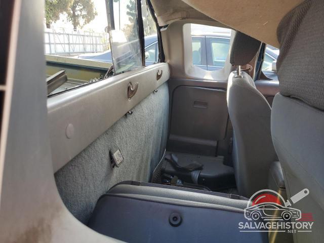 1N6DD26S92C329336 2002 NISSAN FRONTIER photo no. 10