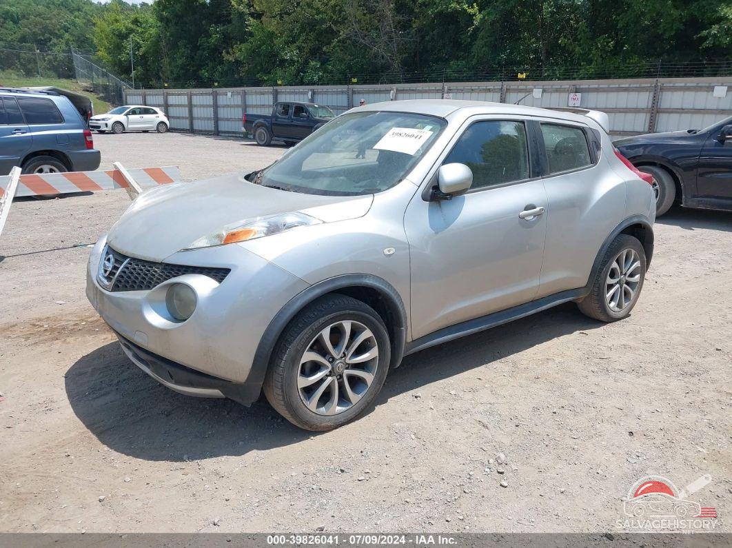 JN8AF5MR6CT116058 2012 NISSAN JUKE photo no. 2