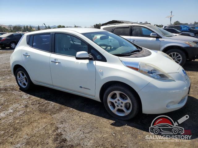 JN1AZ0CP6BT001001 2011 NISSAN LEAF photo no. 4