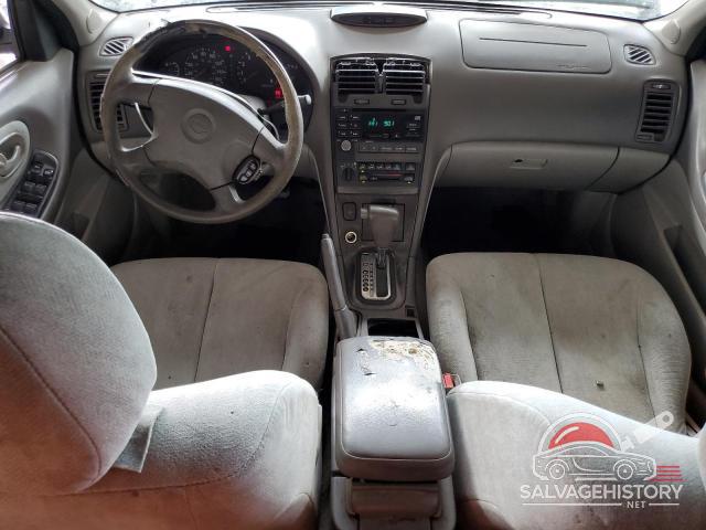 JN1CA31DXYT737121 2000 NISSAN MAXIMA photo no. 8