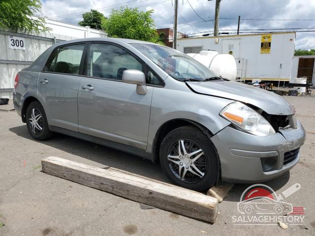 3N1BC1AP2AL365806 2010 NISSAN VERSA photo no. 4