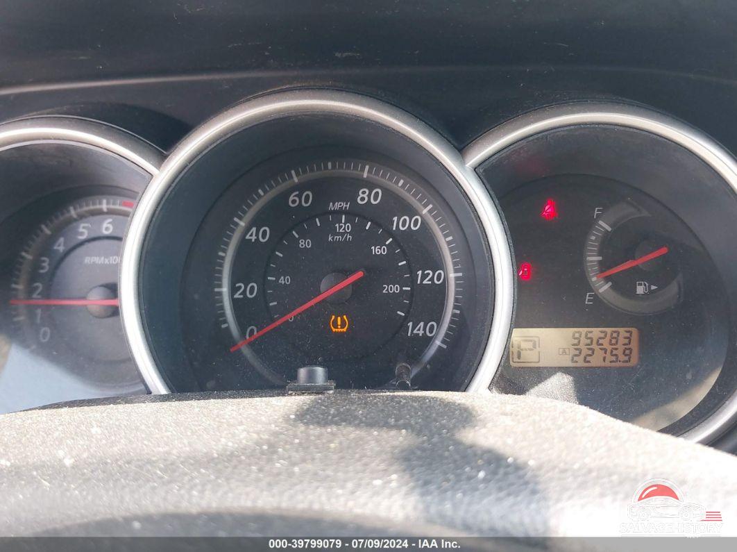 3N1BC1CP8AL441526 2010 NISSAN VERSA photo no. 7