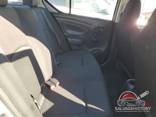 3N1CN7AP5HL875076 2017 NISSAN VERSA photo no. 10