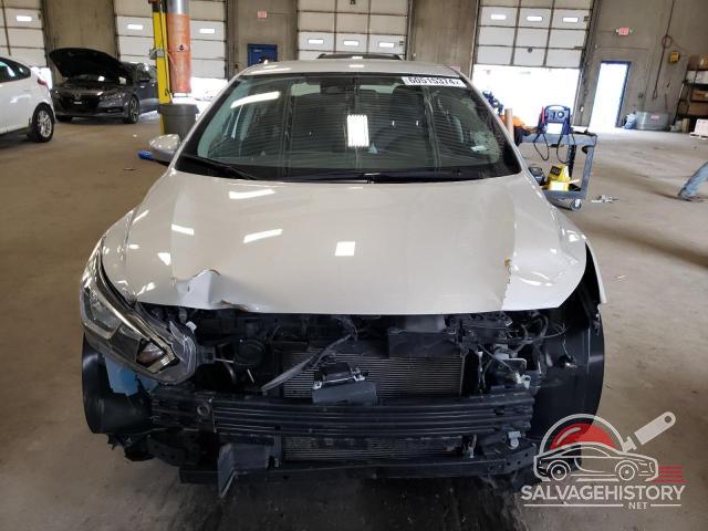 3N1CN8EV4ML842837 2021 NISSAN VERSA photo no. 5