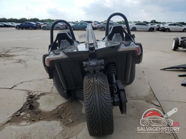 57XAATHD7P8160387 2023 POLARIS SLINGSHOT photo no. 4