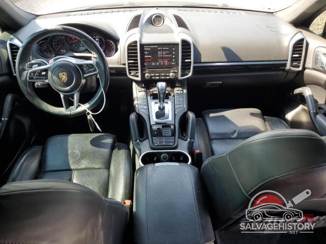 WP1AA2A21HKA84129 2017 PORSCHE CAYENNE photo no. 8