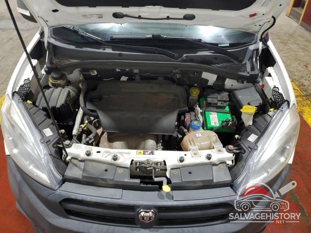 ZFBERFAT2G6C80038 2016 RAM All Models photo no. 12