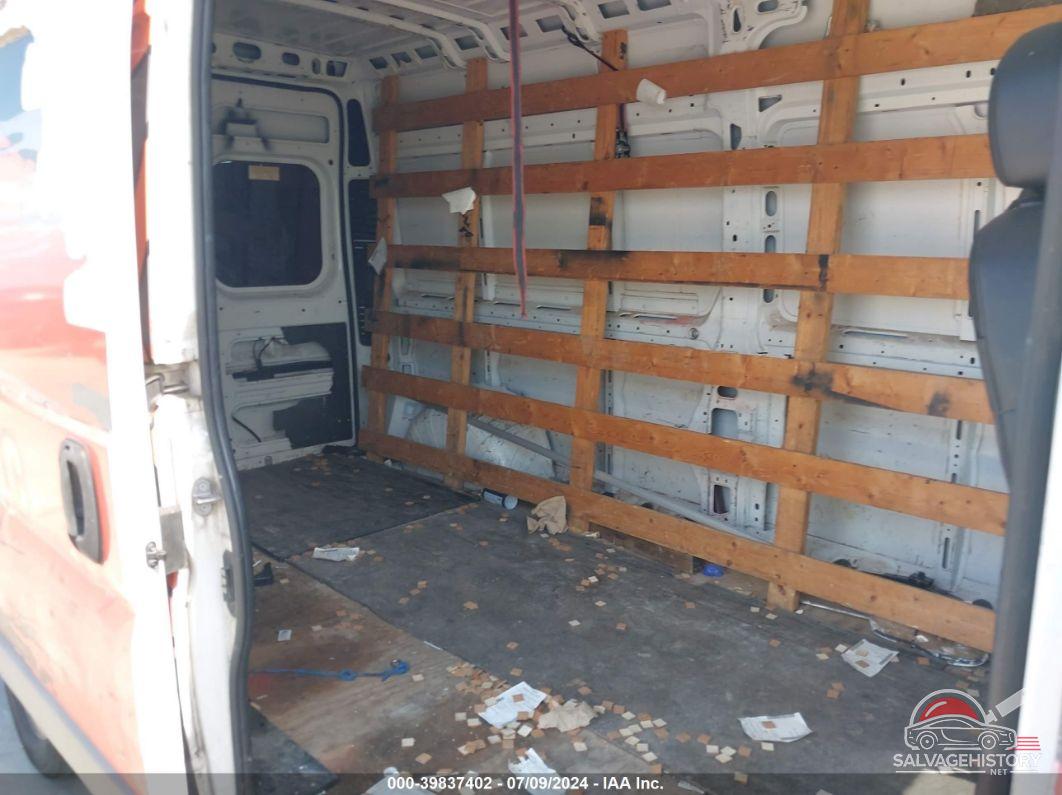 3C6TRVDG3HE532800 2017 RAM PROMASTER 2500 photo no. 8