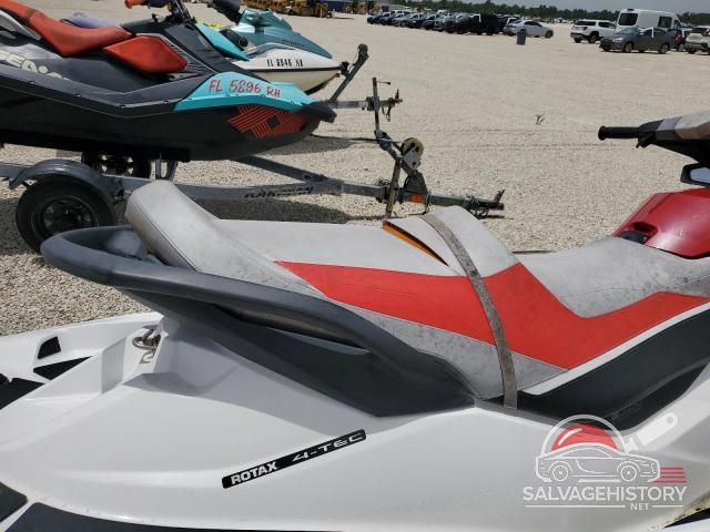YDV08004B111 2011 SEAD JETSKI photo no. 6