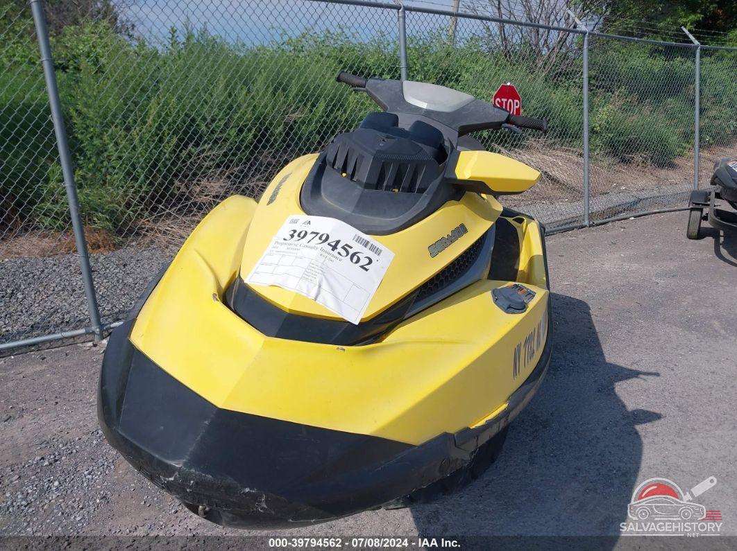 00000YDV12231A111 2011 SEADOO RXT-260 photo no. 3