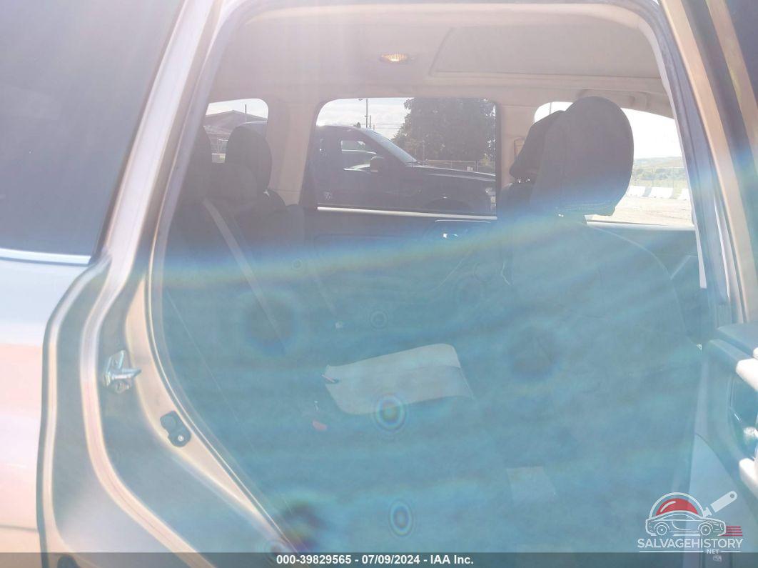 JF2SJAMC5EH416152 2014 SUBARU FORESTER photo no. 8