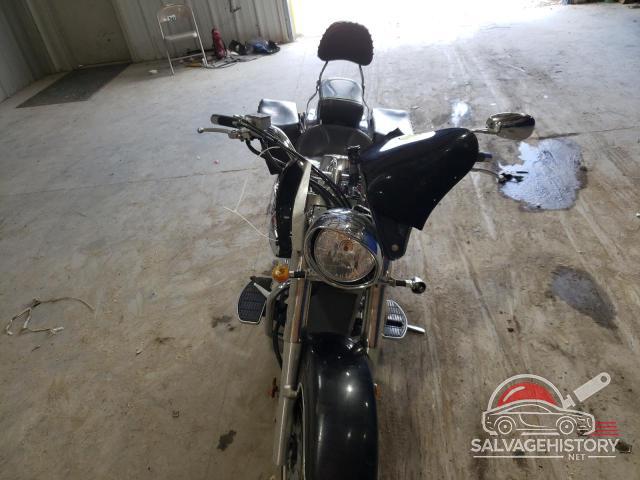 JS1VS55A962112320 2006 SUZUKI BOULEVARD photo no. 5