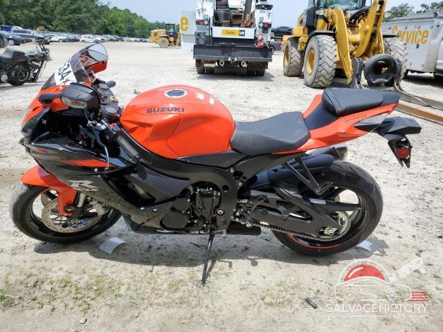JS1GN7FA6N7101206 2022 SUZUKI GSXR600 photo no. 3