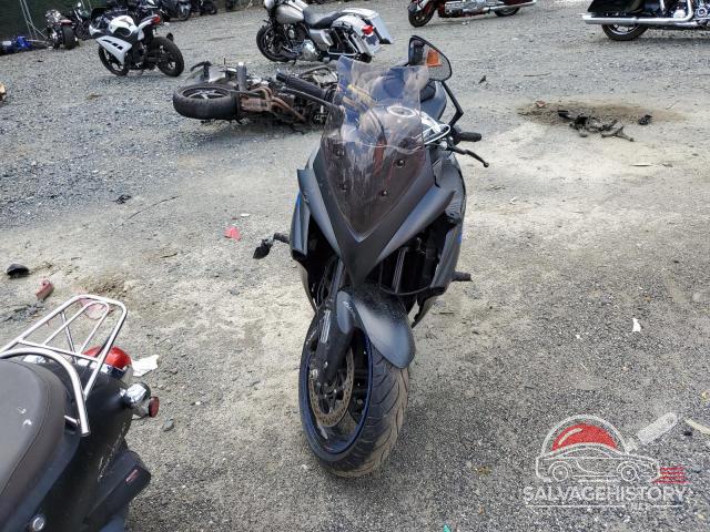 JS1GT7CB4K7100134 2019 SUZUKI GSXS1000 photo no. 2