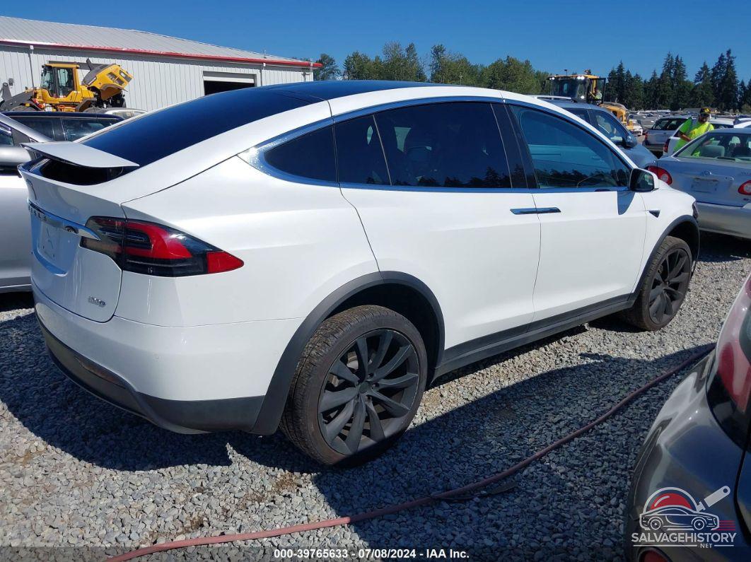 5YJXCDE29JF103413 2018 TESLA MODEL X photo no. 4