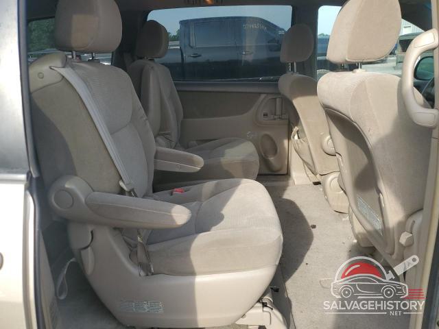 5TDZA23C04S185403 2004 TOYOTA All Models photo no. 11