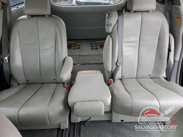 5TDYK3DC1BS077575 2011 TOYOTA All Models photo no. 10