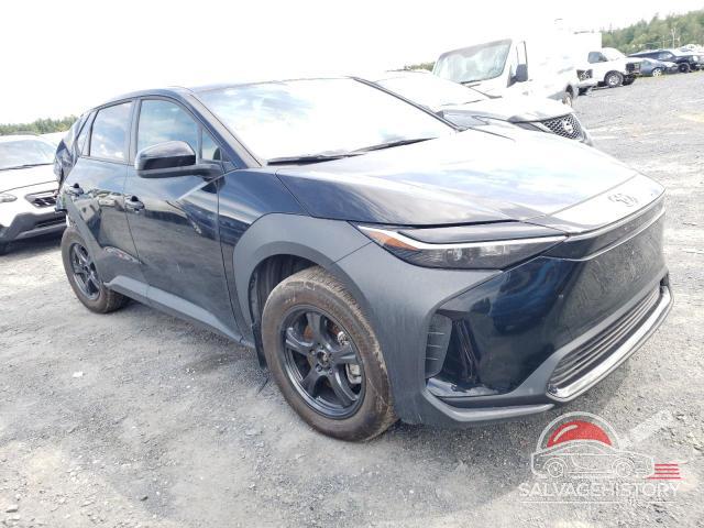 JTMAAAAA5PA016844 2023 TOYOTA BZ4X XLE photo no. 4