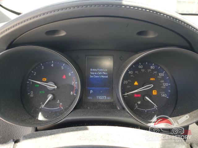 NMTKHMBX8JR041458 2018 TOYOTA C-HR photo no. 9