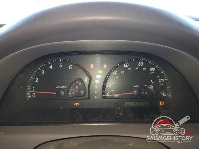 4T1BE30KX2U045046 2002 TOYOTA CAMRY photo no. 9