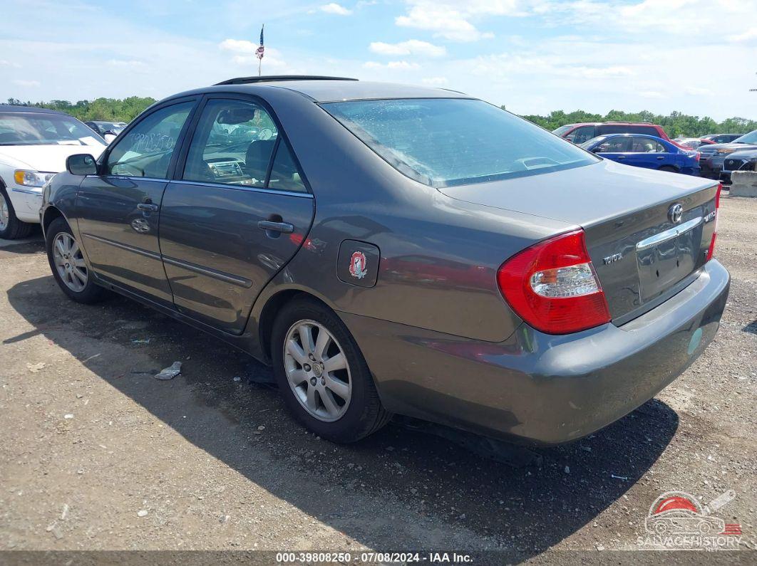 4T1BF30K52U519188 2002 TOYOTA CAMRY photo no. 3