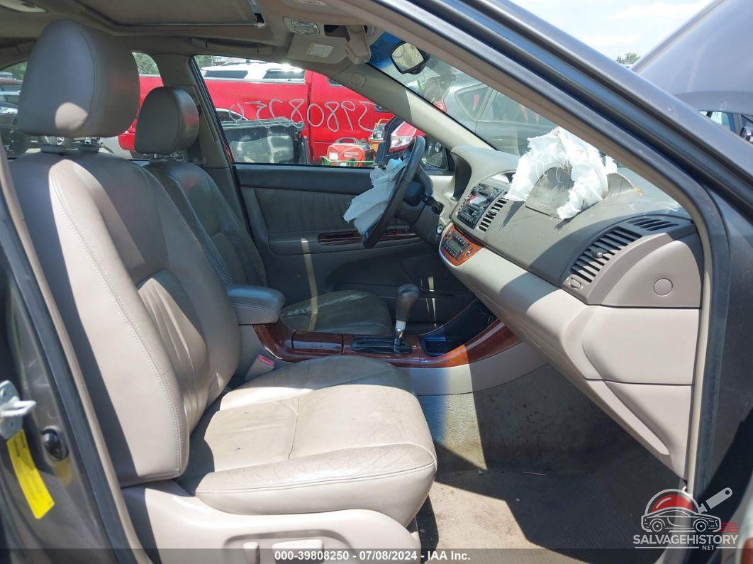 4T1BF30K52U519188 2002 TOYOTA CAMRY photo no. 5