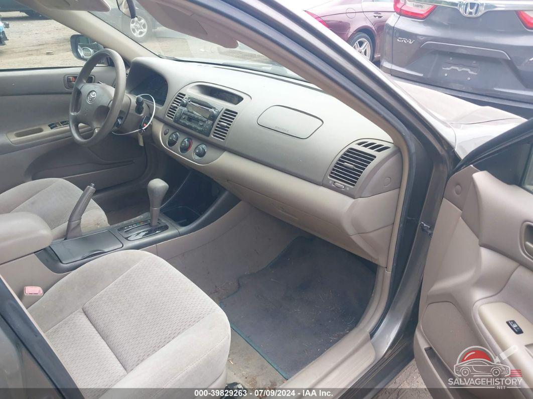 4T1BE32K74U857145 2004 TOYOTA CAMRY photo no. 5
