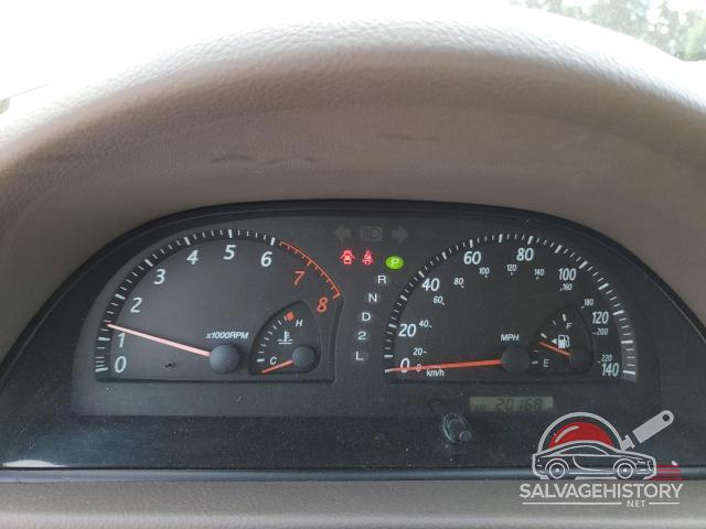JTDBE32K840268715 2004 TOYOTA CAMRY photo no. 9