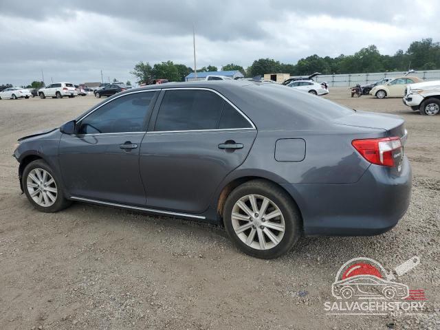 4T1BF1FK7DU681256 2013 TOYOTA CAMRY photo no. 2
