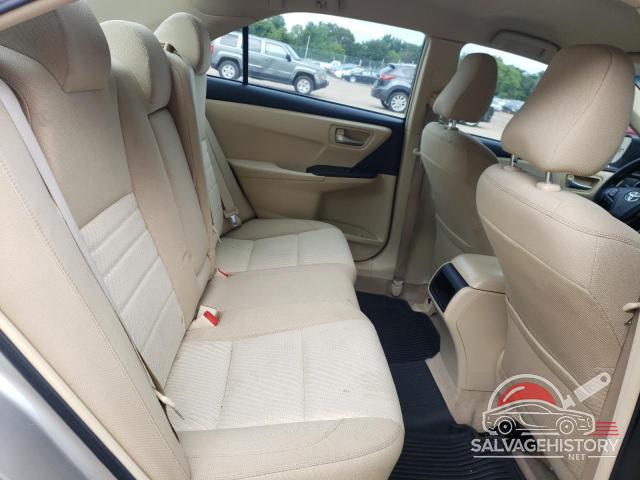 4T4BF1FK4FR458486 2015 TOYOTA CAMRY photo no. 10