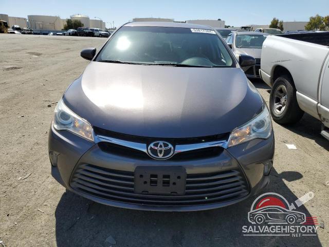 4T4BF1FKXFR464731 2015 TOYOTA CAMRY photo no. 5