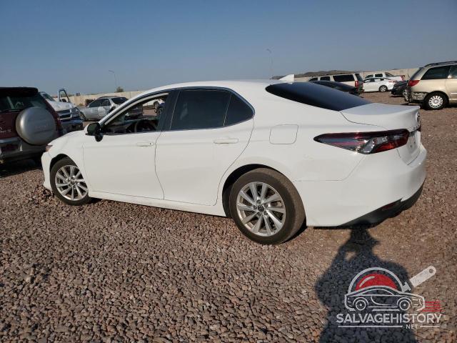4T1C11AK6MU540396 2021 TOYOTA CAMRY photo no. 2