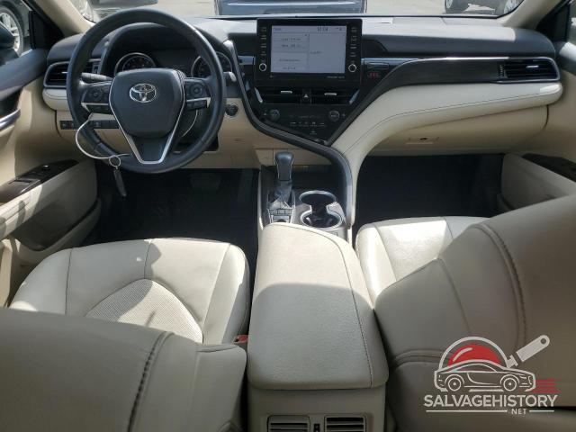 4T1F11AK2MU452071 2021 TOYOTA CAMRY photo no. 8