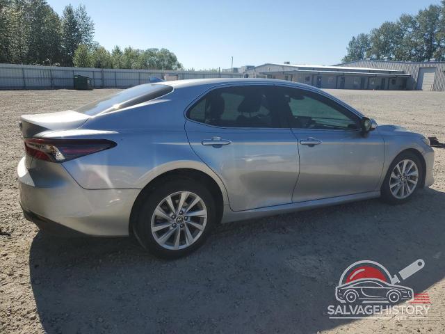 4T1C11AK2NU707063 2022 TOYOTA CAMRY photo no. 3