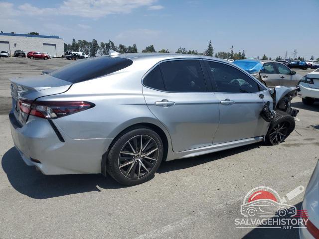 4T1G11AK0NU650430 2022 TOYOTA CAMRY photo no. 3