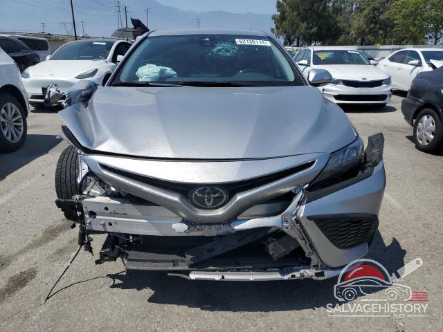 4T1G11AK0NU650430 2022 TOYOTA CAMRY photo no. 5